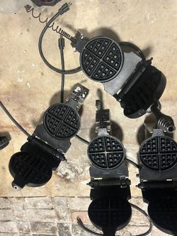 Commercial Waffle Machines