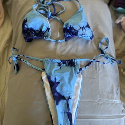 Blue Bikini 