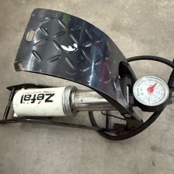 Zefal Big Foot Foot Pump with Gauge – Heavy-Duty Bike/Car Inflator