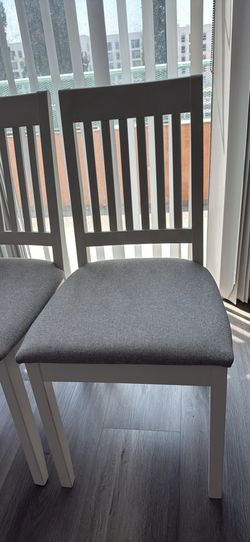 Moving Sale – Bedroom, Dining & Living Room Furniture (Must Go!)