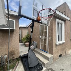 Basketball  hoop