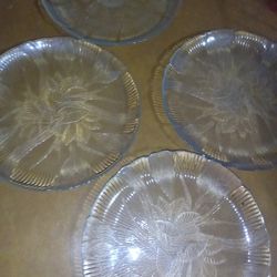 4 Glass Dishes