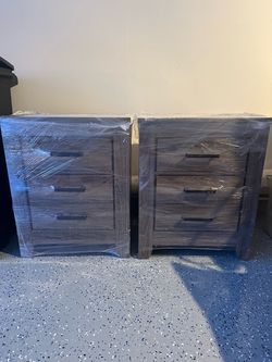 Night stand drawers