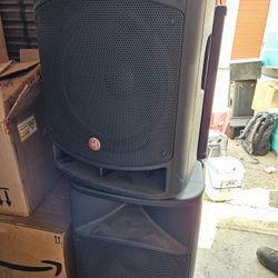 2 Harbinger 15 In Speaker PA System 2 Stands