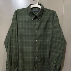 Men’s XL Olive Plaid Casual Shirt By Hathaway (Pick up🛒 In Bellevue)*Check out my Other Posts 🎁