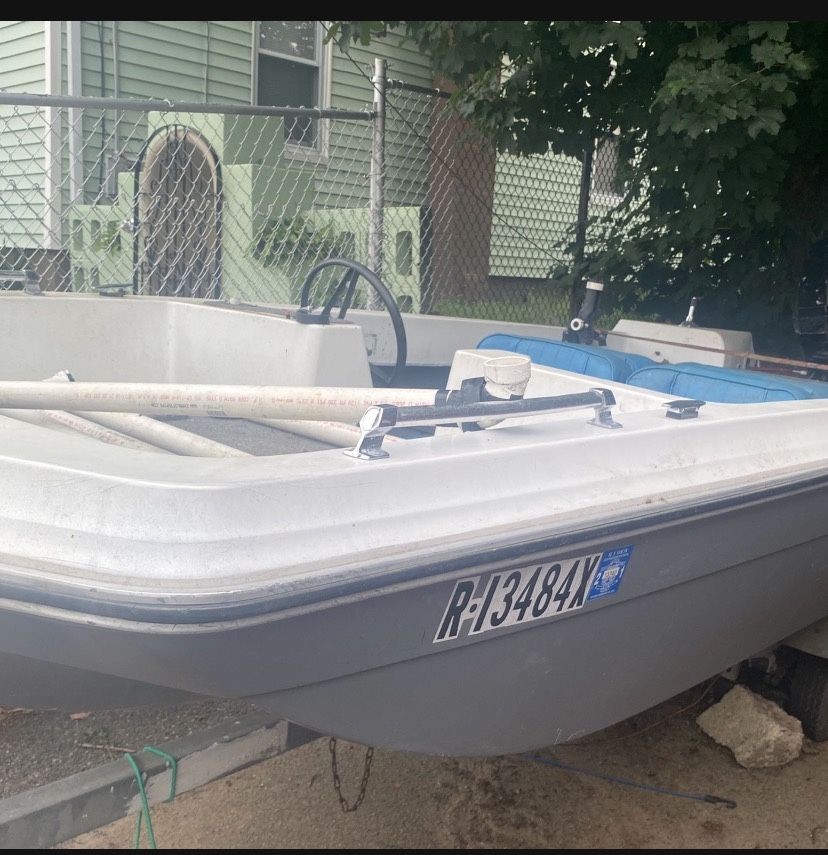 Motor boat with Mercury 700 Motor