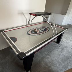 Air Hockey Table