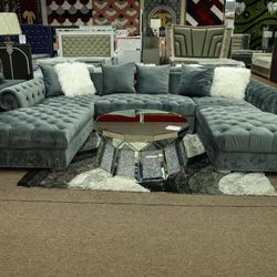 Sectional In Stock For Immidiate Delivery 