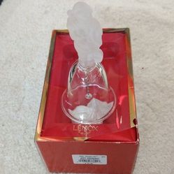 2000 Lenox Annual Crystal Bell 