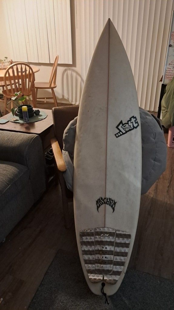 Short Board - Lost