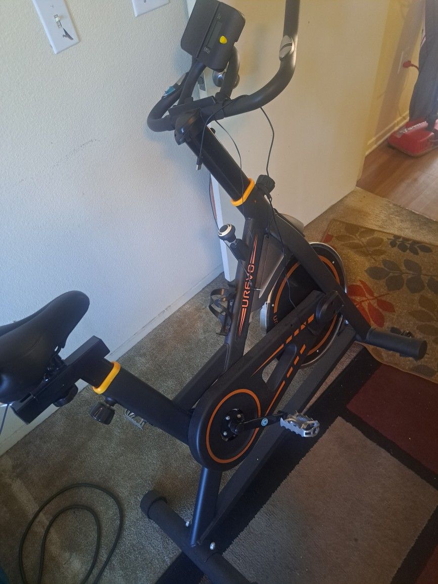 Urevo exercise Bike