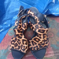 Used Micheal  Kors Cheetah  Wedges Size 9