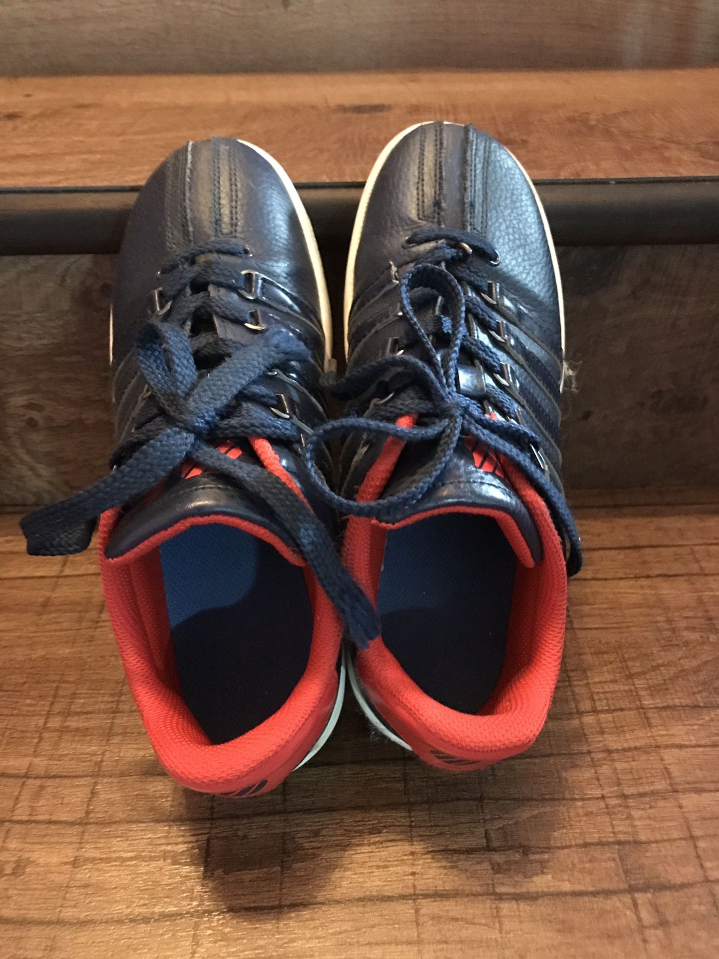 K.SWISS boys shoe size 5.5