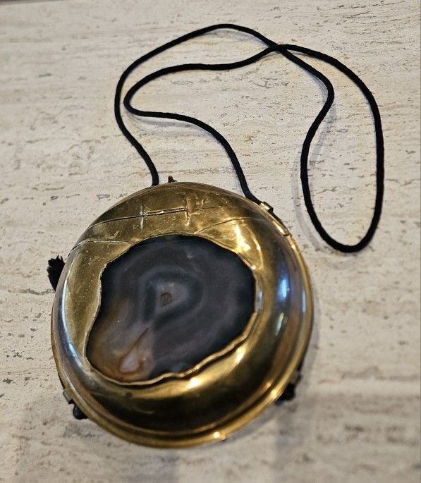 Brass and Agate Decorative Purse With Adjustable Trap