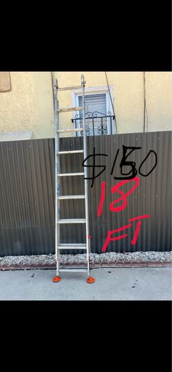 Excellent Condition 18ft and more sizes available Aluminum extension ladders