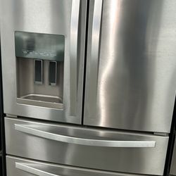 27 Cubic Foot Stainless French Door Refrigerator 