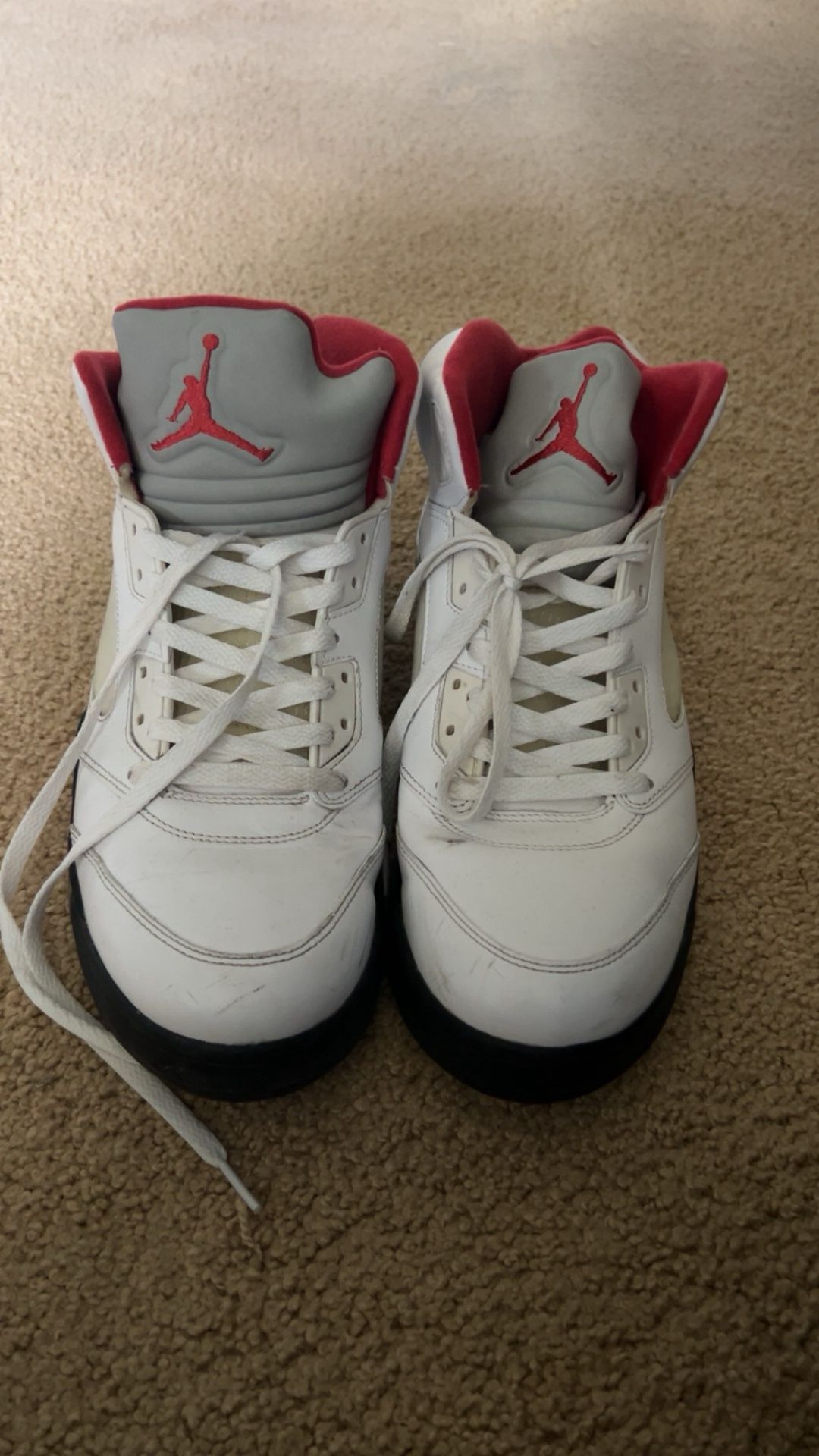 Nike Air Jordan 5 Retro Fire Red sneakers