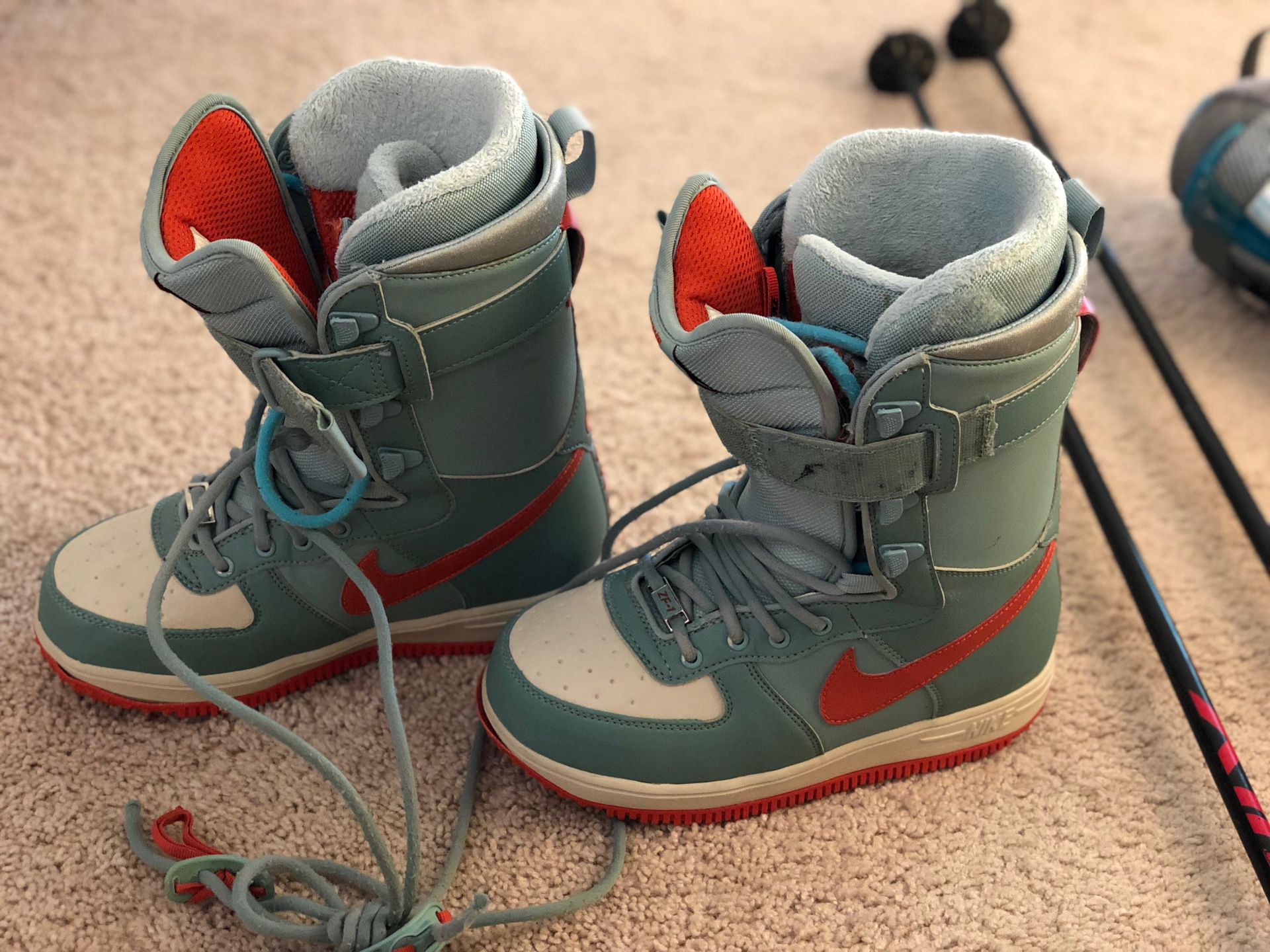 Snowboard boots NIKE 6.5