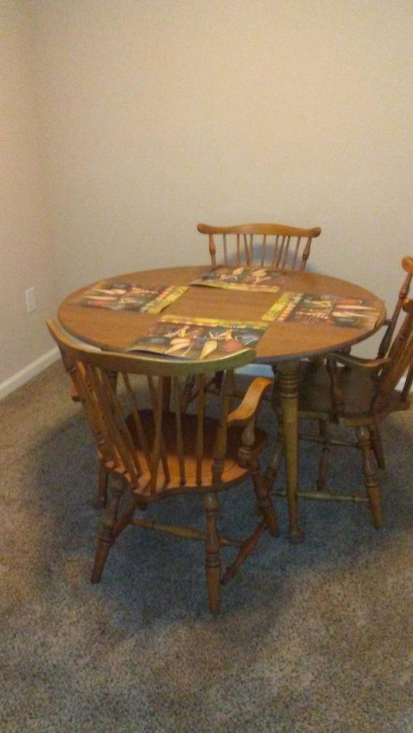 Dining Room Table With 3 Chairs For In Raleigh Nc Offerup Dining Room Table With 3 Chairs Raleigh Nc