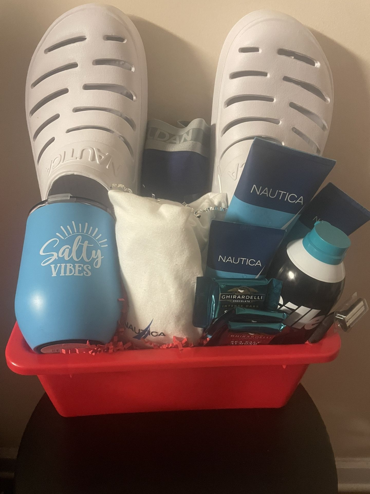 Nautica Men’s Valentines Day Gift Basket