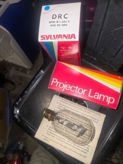 2 Sylvania projector lamps