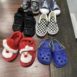 Lot of 6 Baby  shoes