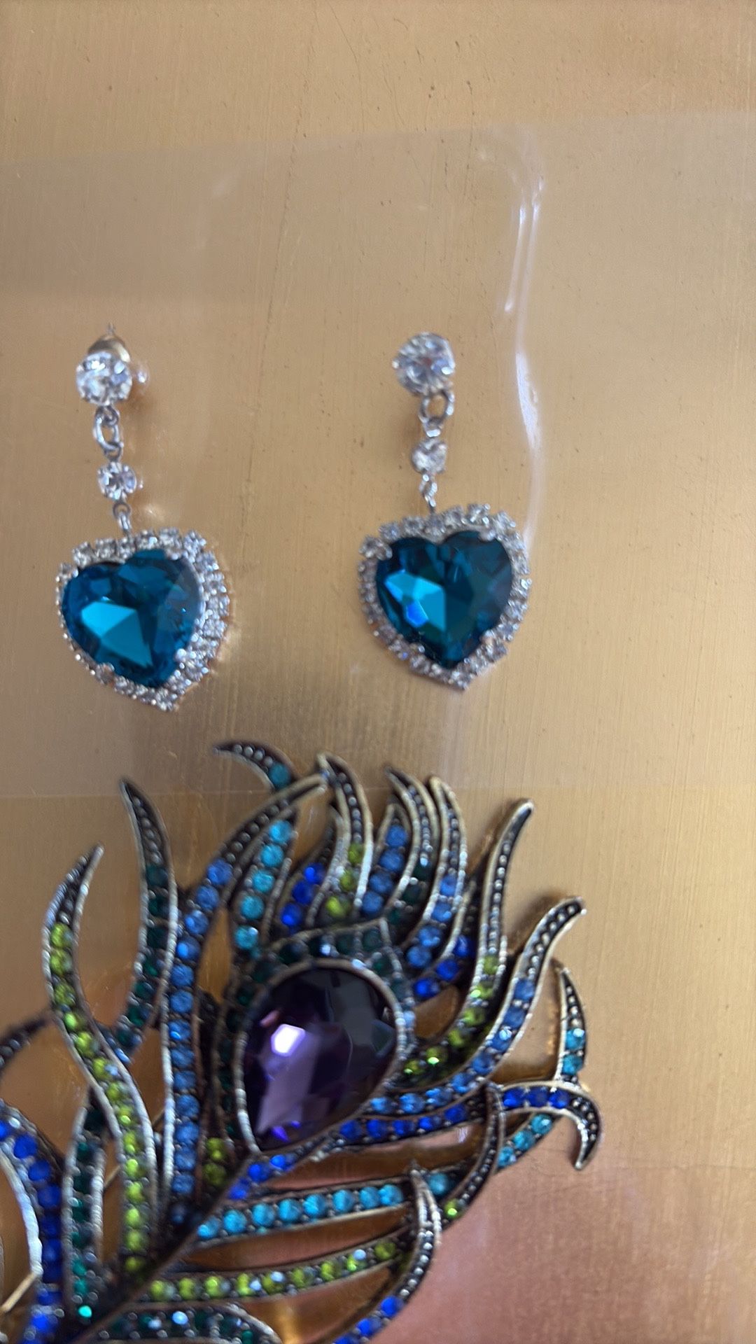 Bundle Gorgeous Earrings And Brooch