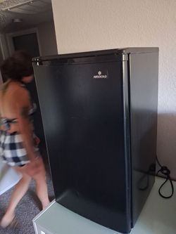absocold ARD368RD mini fridge/freezer