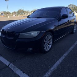 BMW 328i – Salvage Title – Mechanic Special