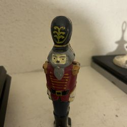  item 0261 vintage cast iron nutcracker toy soldier