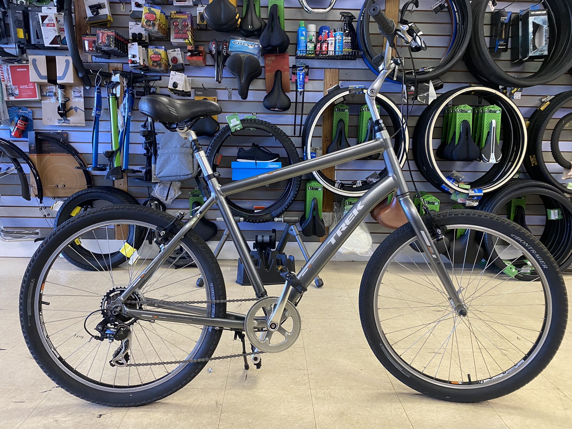 TREK Shift 1, Aluminum Frame Size 21” XL, Tire Size 26X2.00, Free Delivery