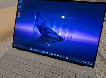 Dell 14 Premium DA14250 14.5" 3.2K OLED Touch Ultra 7 255H 32GB RAM 1TB SSD WTY