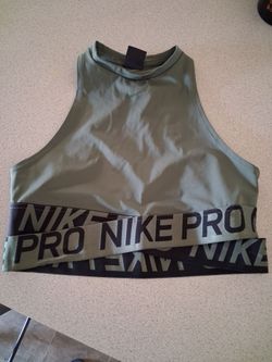 Nike Pro women's top
