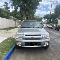2001 Infiniti QX4