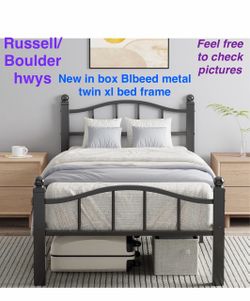 New Bleed twin xl size bed frame w/slats, holds 1500lbs. Russell/Boulder area