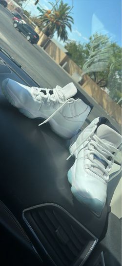 Air Jordan 11 White Legend Blue Sneakers