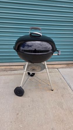 Jumbo Joe 22" Charcoal Bbq Grill