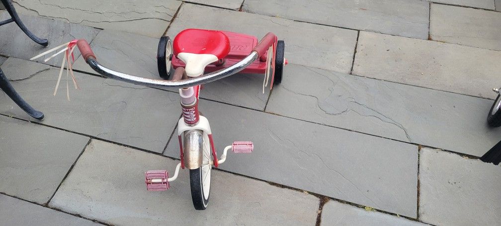 Tricycle