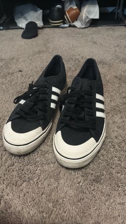 Size 13 adidas shoes lows