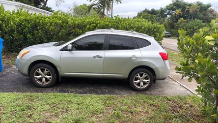 Nissan  Rogue