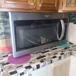 Microwave And Stractor