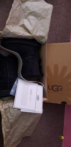 UGG SIZE 9 for toldder‼