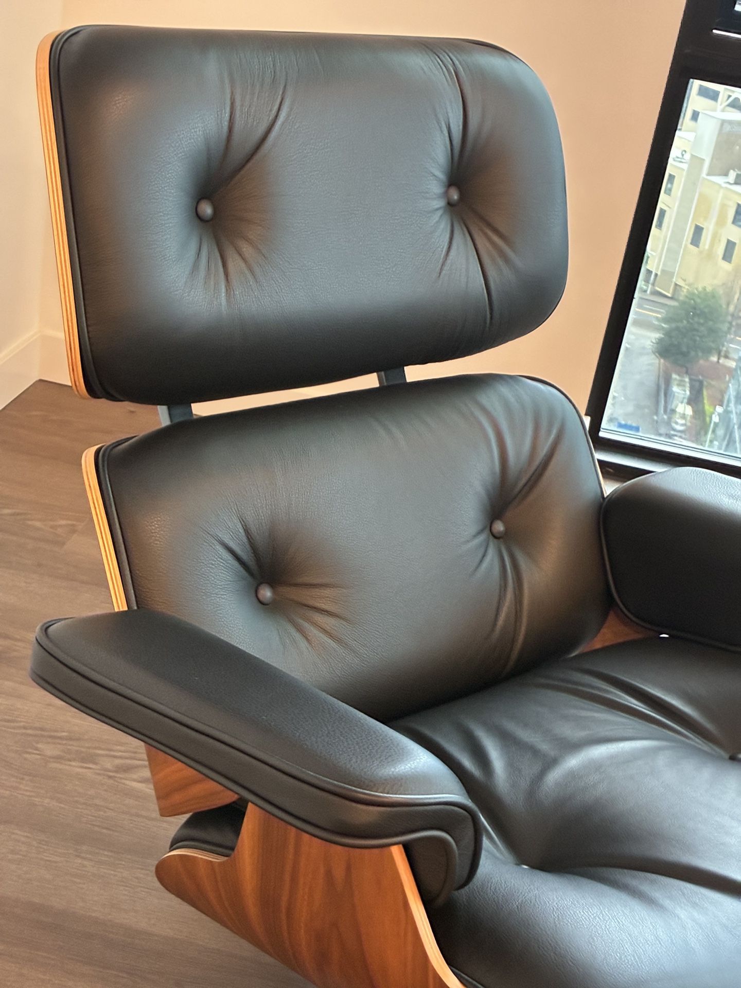 Real Herman Miller Eames Lounge Chair + Ottoman (Tall size) - only used for 8 months