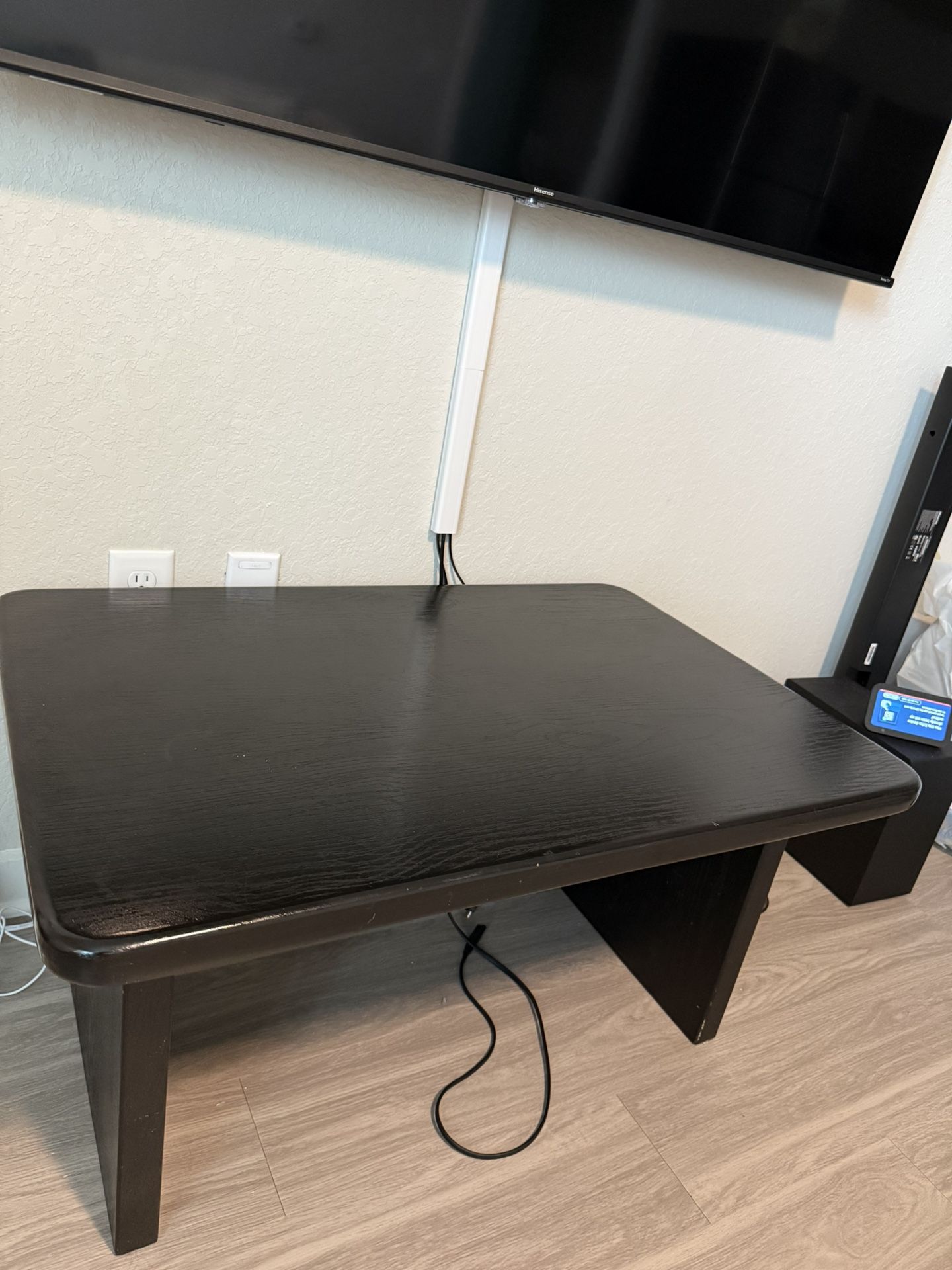 Coffee Table & Side Table