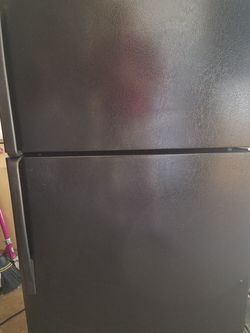 Refrigerator Brand Whirlpool Works Good $120
