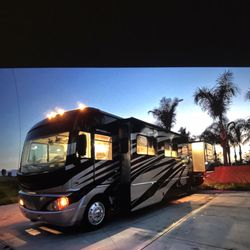 2010 Fleetwood Pace Arrow 38P Class A Full Body Paint With 3 Slide Outs