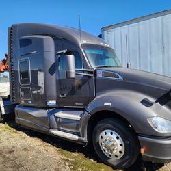 2014 Kenworth T680 For Parts