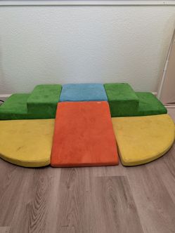 Kids play cushions