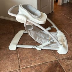 New graco 4 In 1 Bouncer 