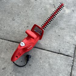 Homelite 17 in. 2.7 Amp Electric Hedge Trimmer